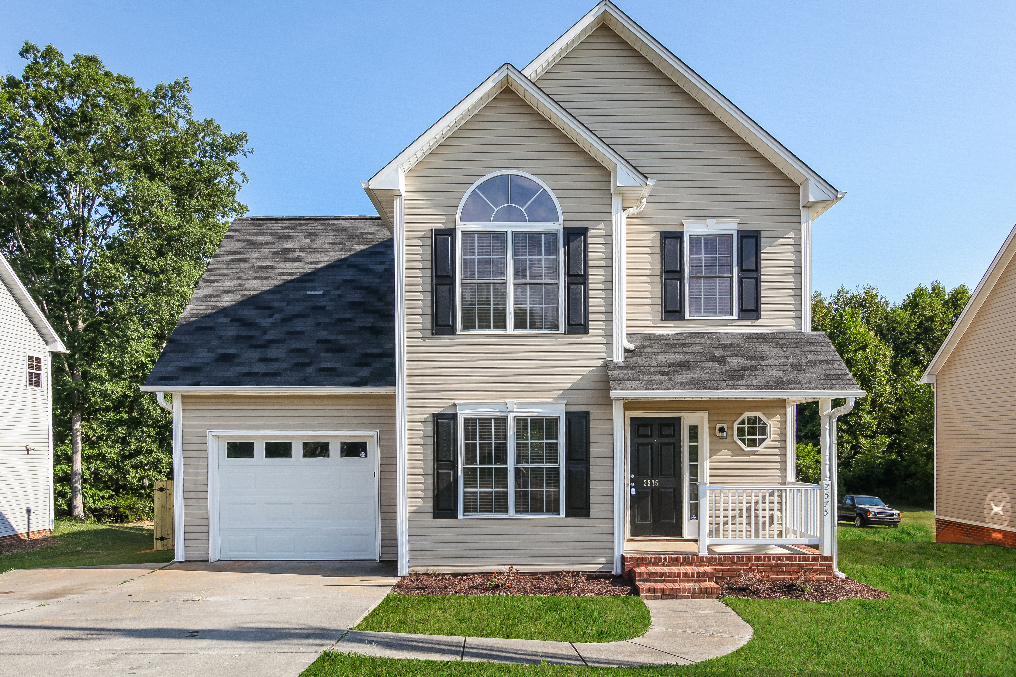 2575 Bluebird Ln Winston-Salem, NC 27106